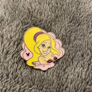 Little Mermaid Disney Pin: Arista Pink Shell